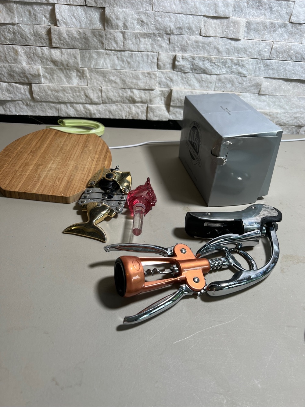Kathleen Wine Accessory Assortment